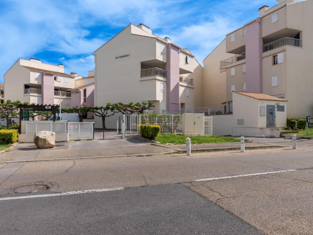Apartment Les Sables D'Or-8 By Interhome Le Grau-du-Roi Exterior photo